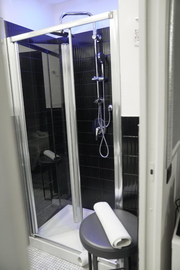 La Residenza Isabella Hotel Милано Екстериор снимка