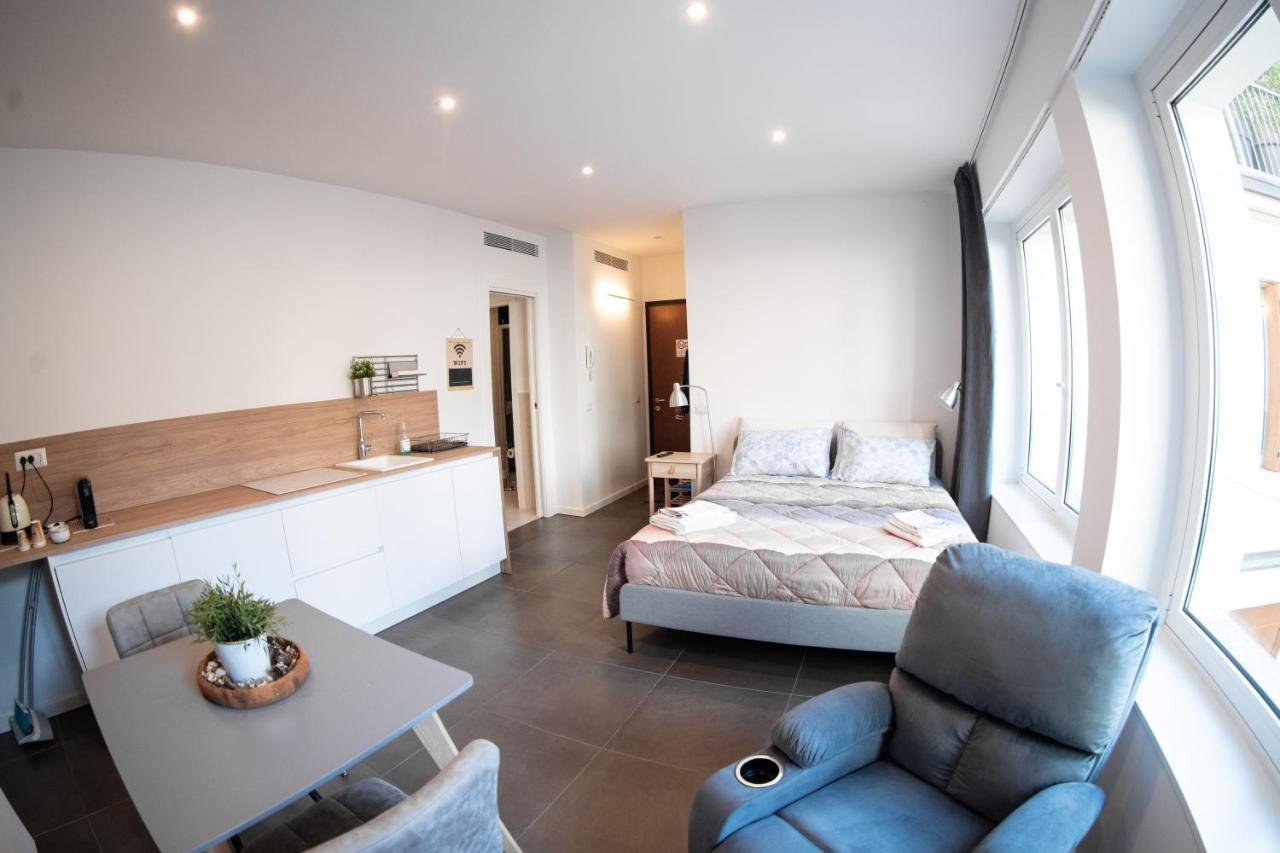 La Residenza Isabella Hotel Милано Екстериор снимка