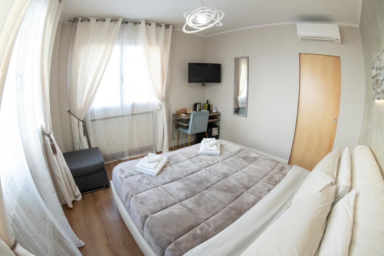 La Residenza Isabella Hotel Милано Екстериор снимка