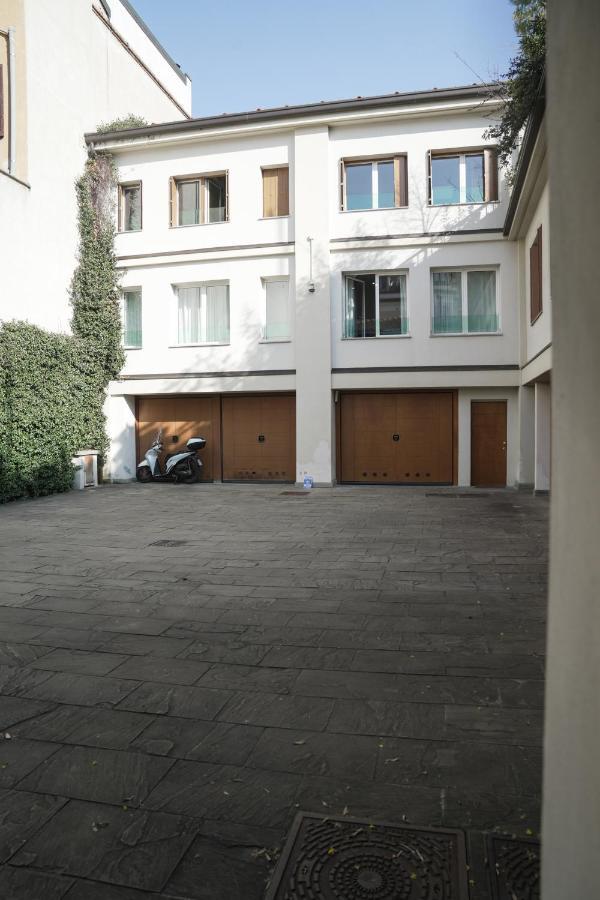 La Residenza Isabella Hotel Милано Екстериор снимка