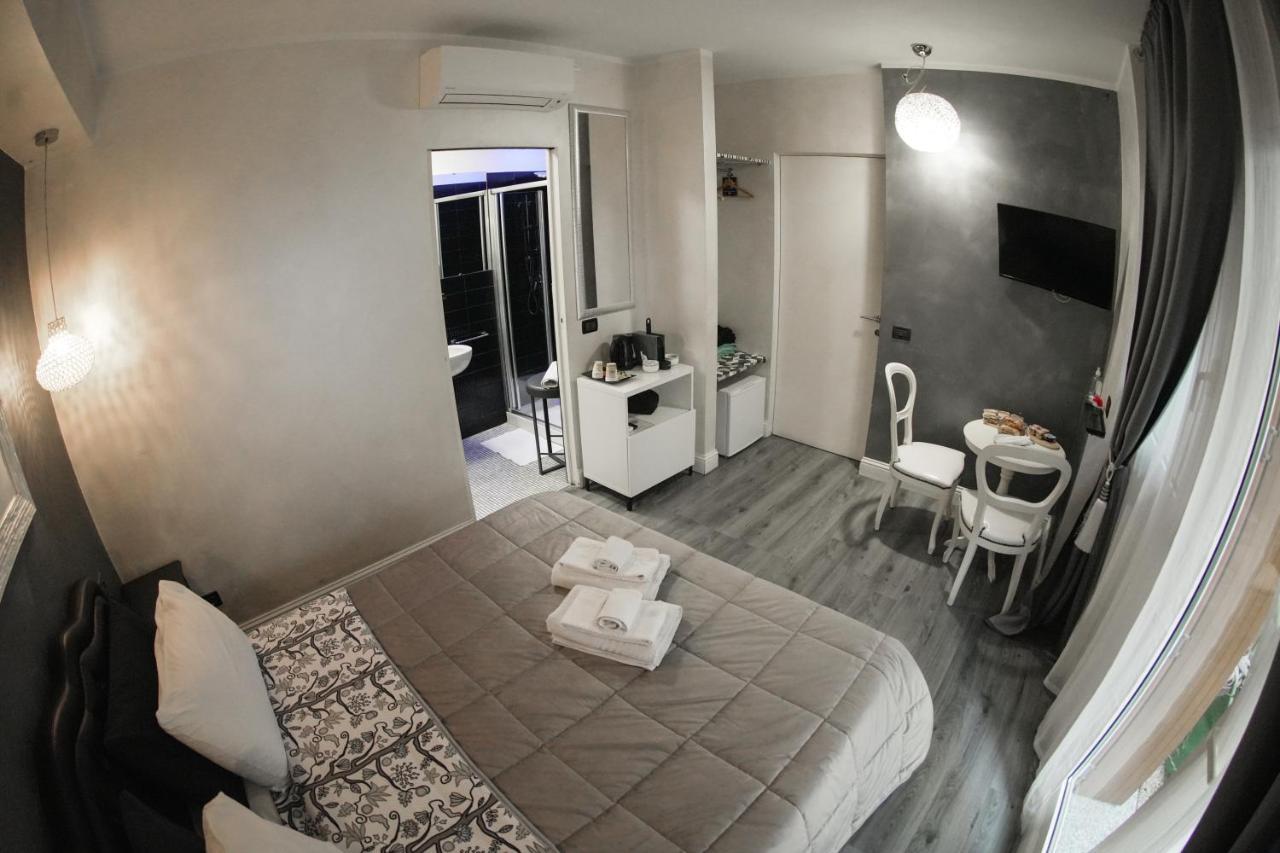 La Residenza Isabella Hotel Милано Екстериор снимка